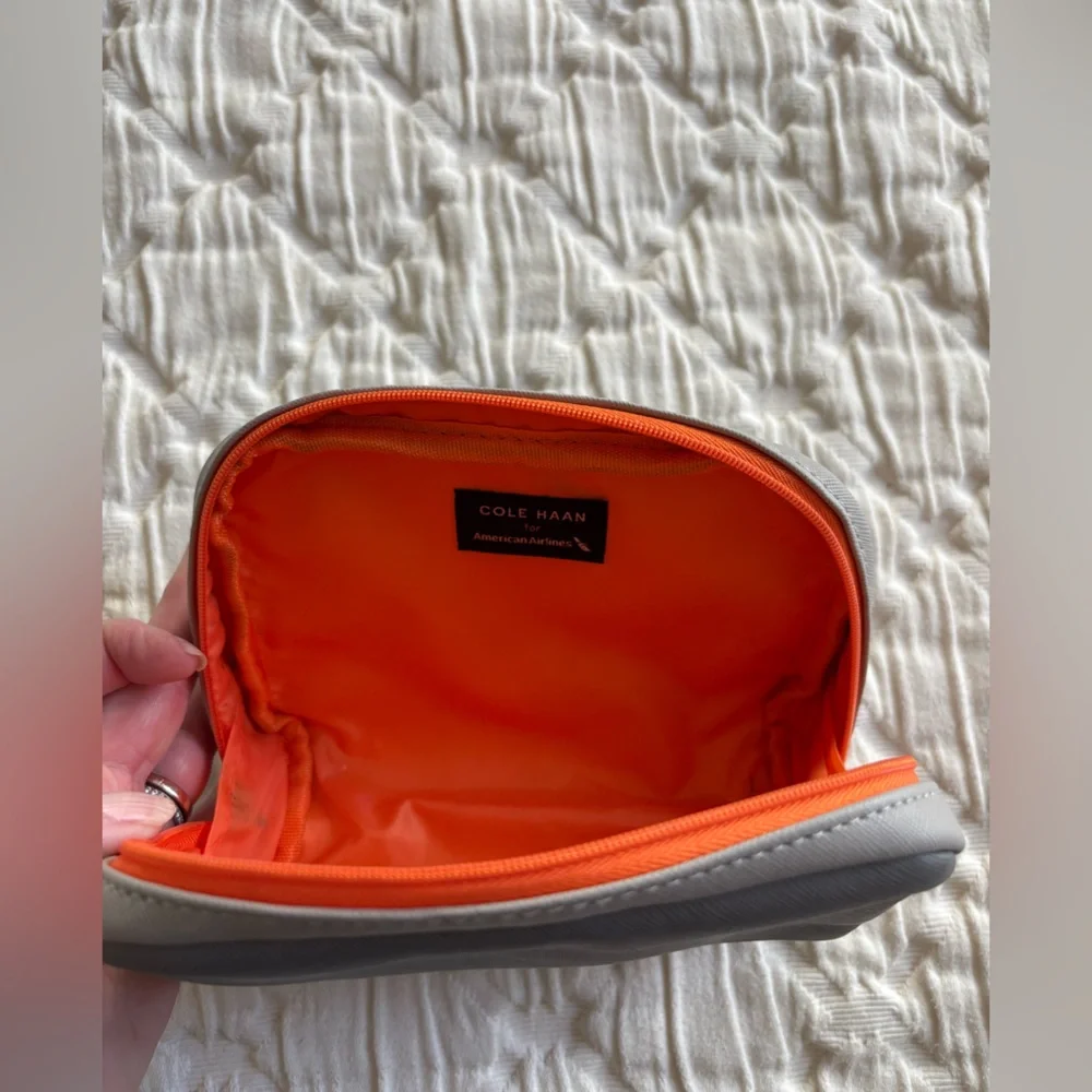 AMERICAN AIRLINES Cole Haan grey/orange amenity kit‎ bag -cosmetic travel holder